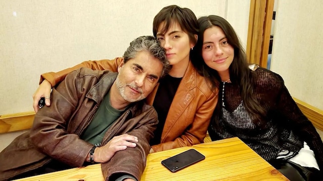 Raúl Araiza y sus hijas son muy cercanos