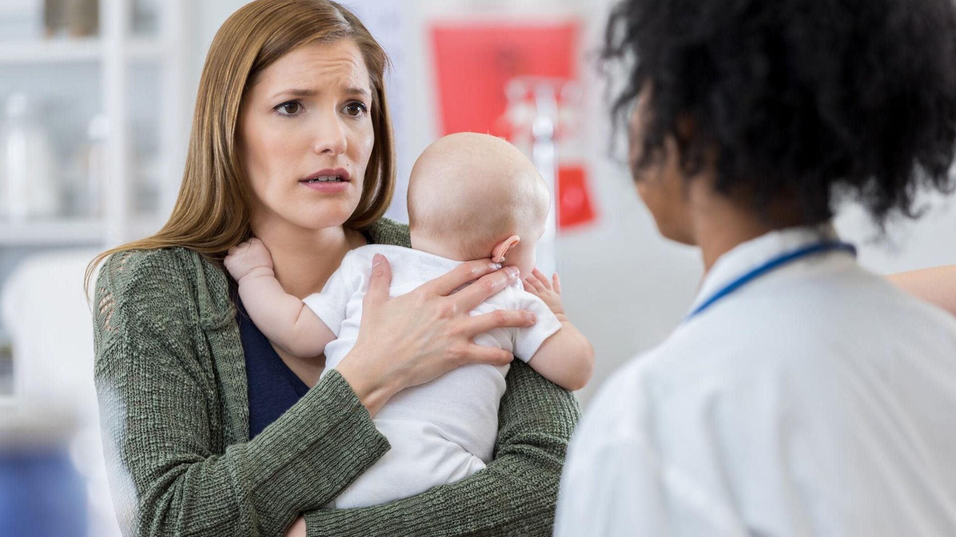 ‘Mi hijo tiene sangre en las heces, ¿debo preocuparme?’