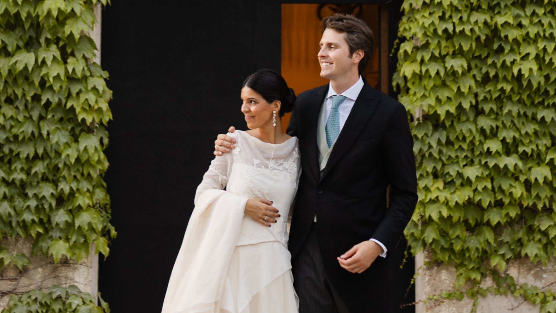 Vestido de novia diseñado por Sole Alonso para Lucía Suárez, fundadora de Deluem