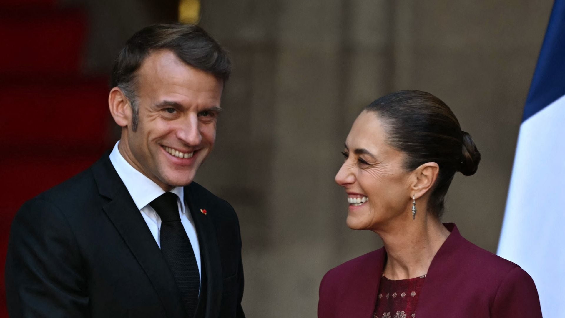 Claudia Sheinbaum y Emmanuel Macron en Palacio Nacional.