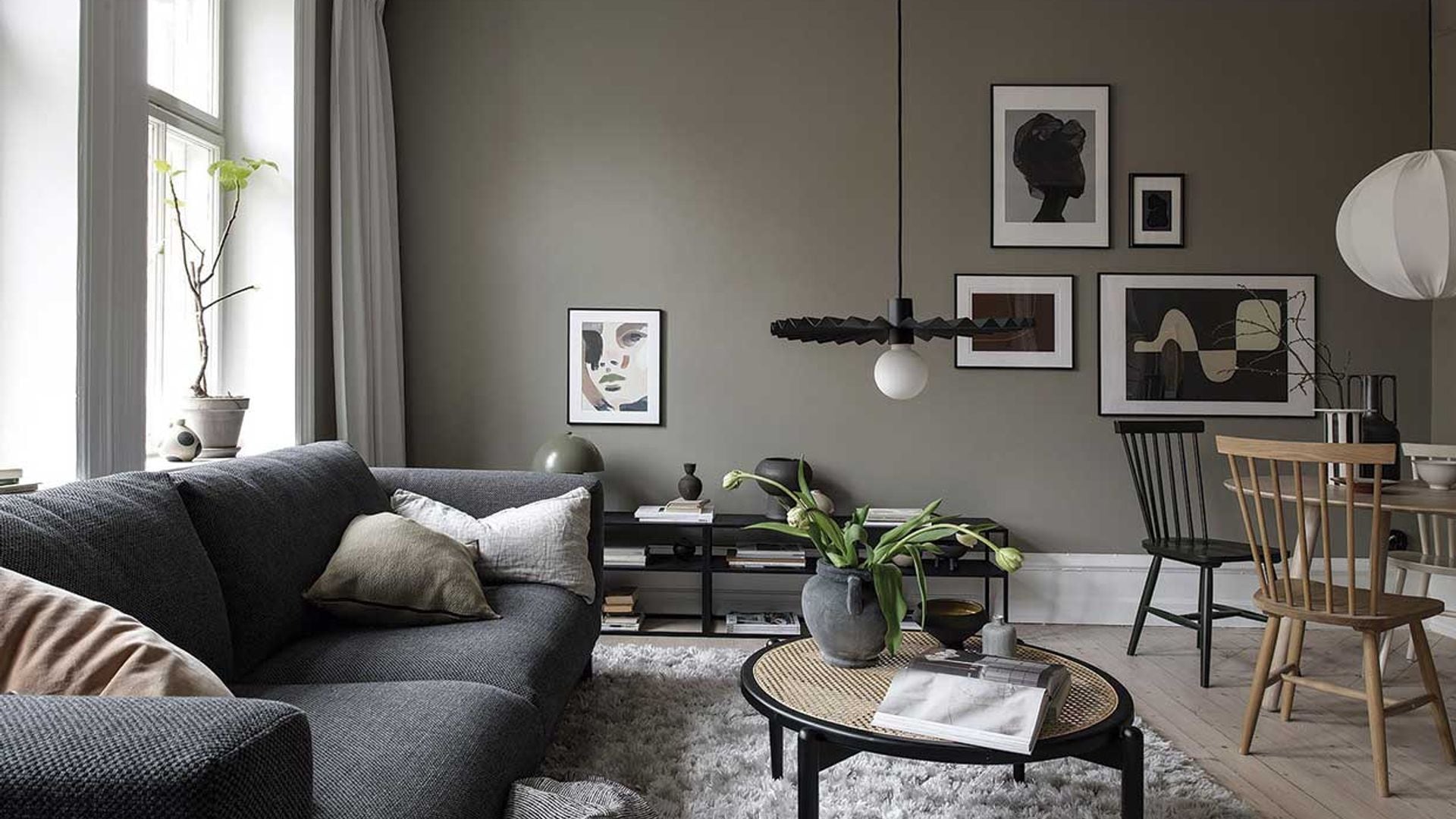 Los mejores cojines para combinar con un sofá de color gris