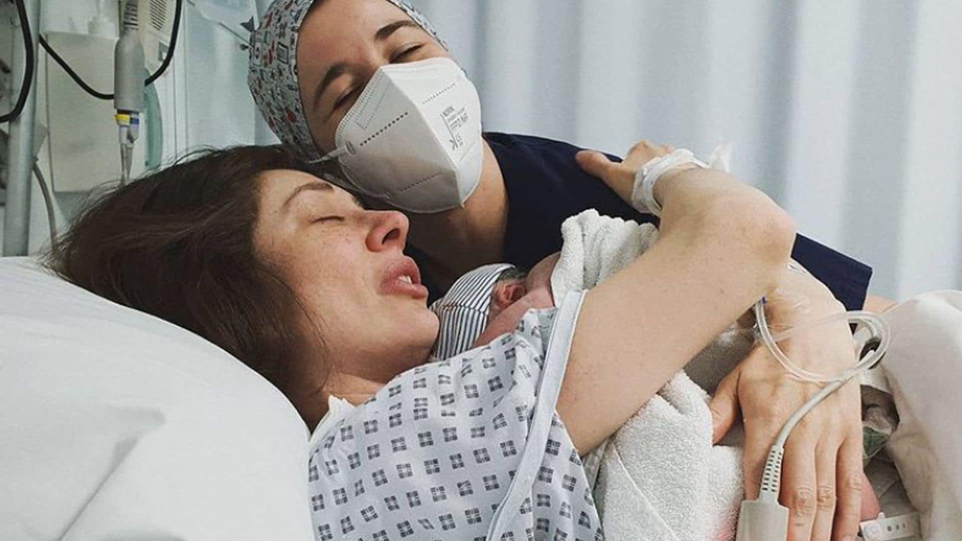 Natalia Ferviú comparte la primera imagen con su bebé recién nacido