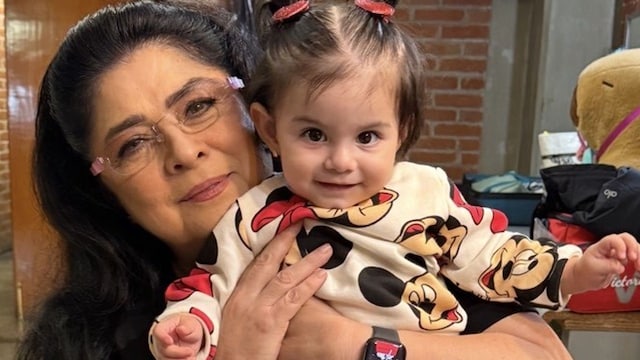 Victoria Ruffo y Tessa 