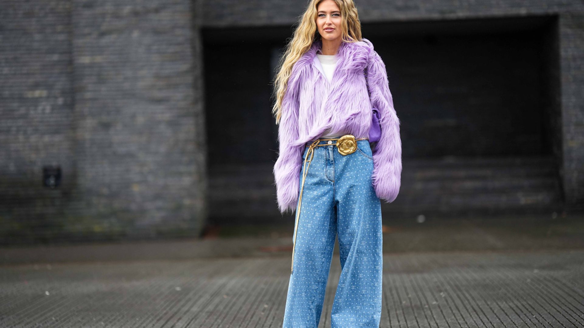 8 pantalones vaqueros de mujer de rebajas que son tendencia