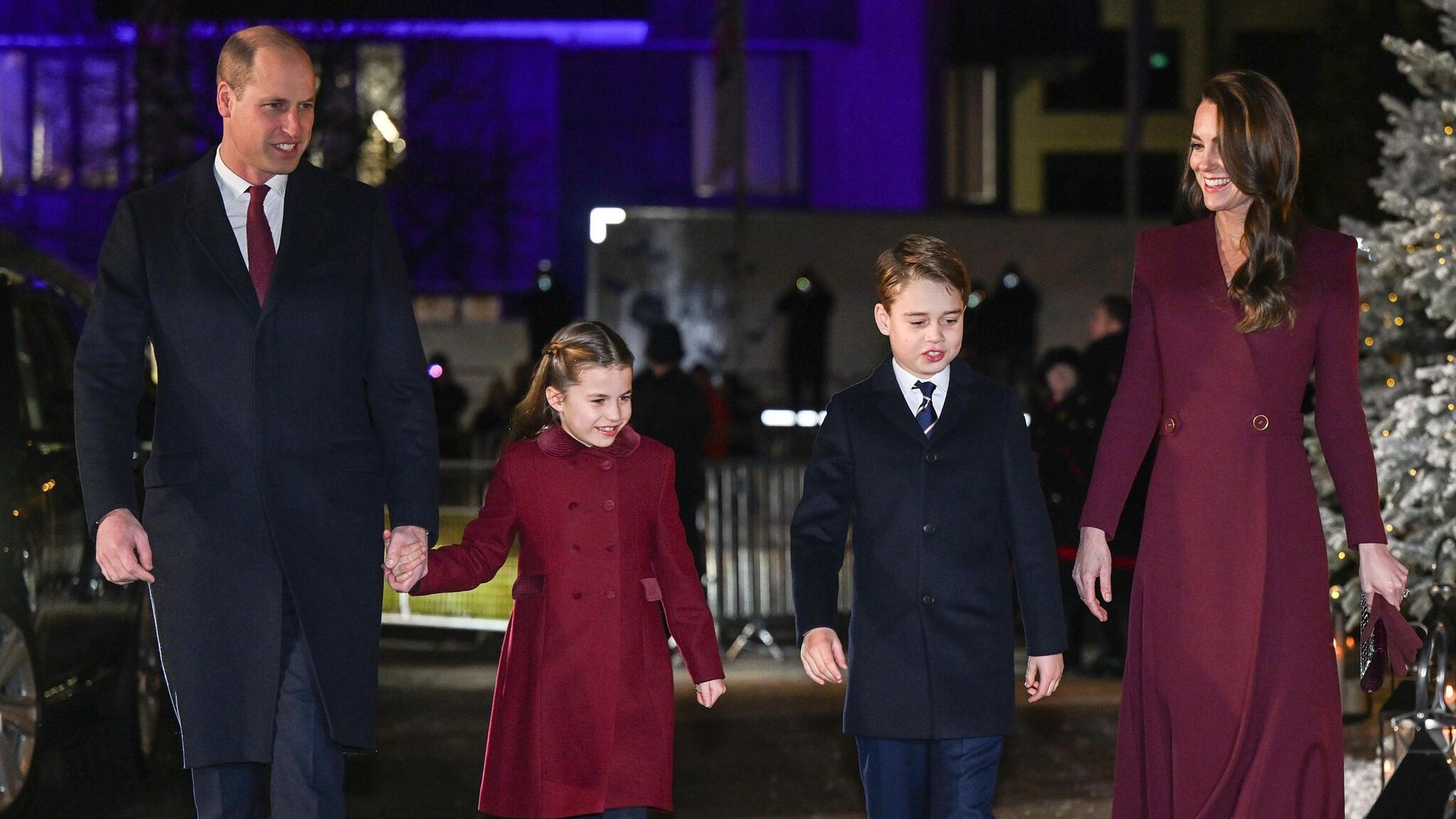 Los príncipes de Gales y sus hijos reaparecen, en medio de las nuevas revelaciones de ‘Harry & Meghan’