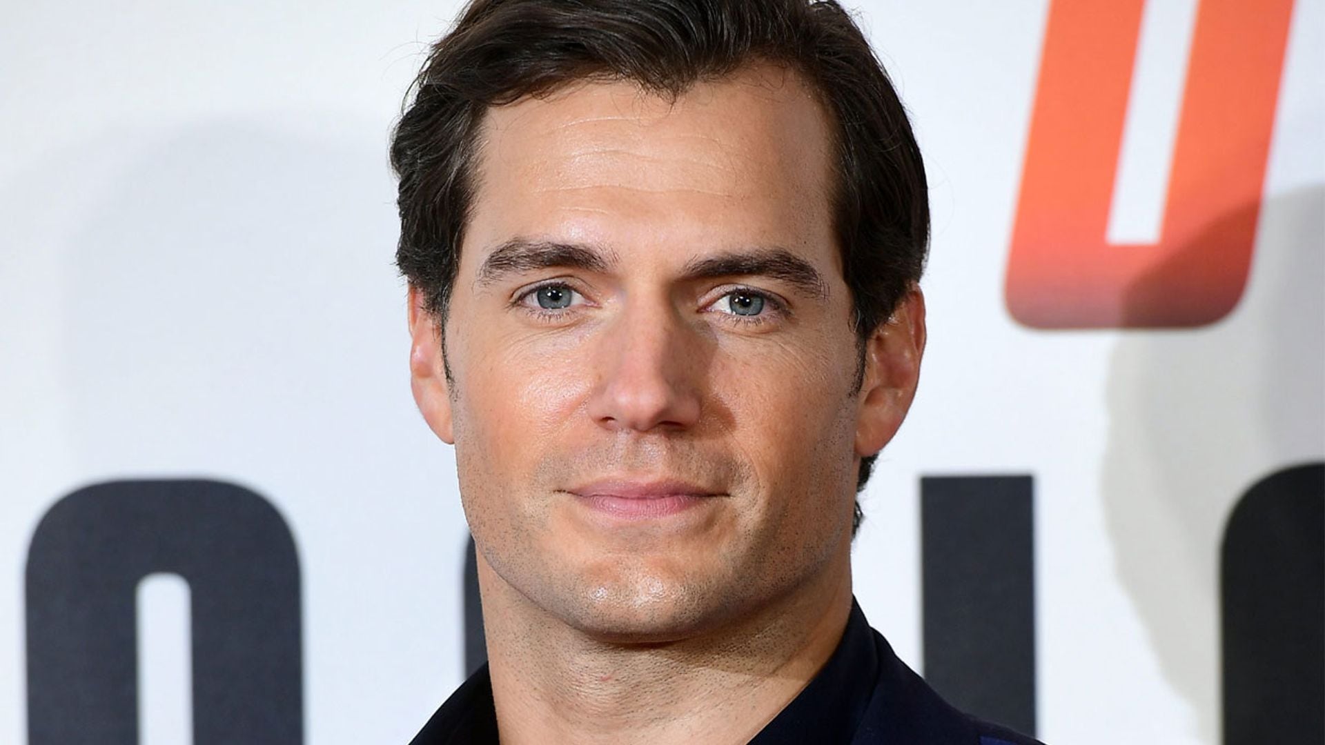 ¡Jaque mate a Superman!: Henry Cavill presenta oficialmente a su novia de la forma más entretenida