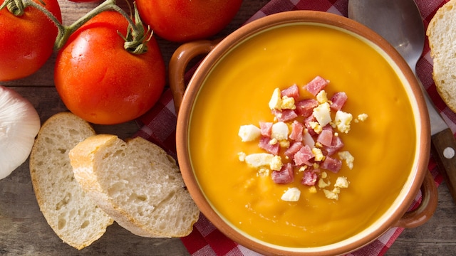 Salmorejo clásico