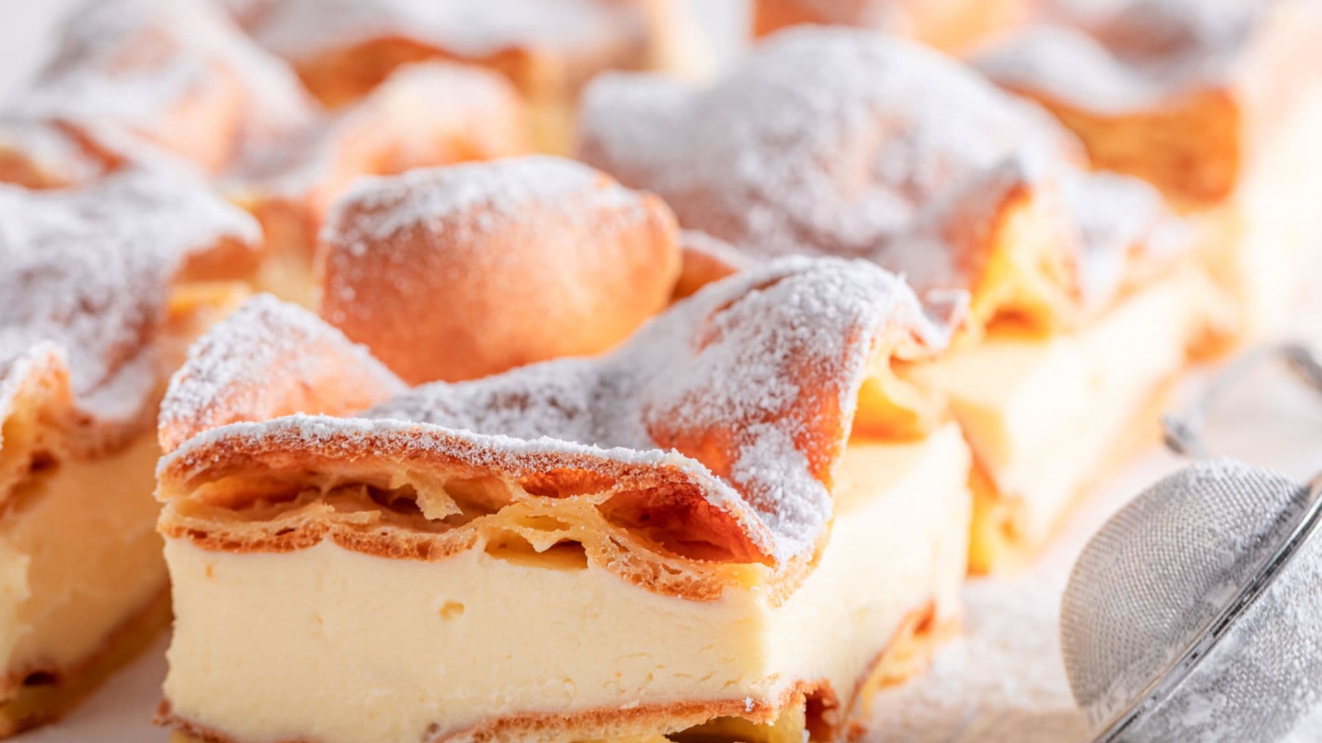 Flechazo gastro: 'Karpatka', la deliciosa tarta polaca con forma de montaña