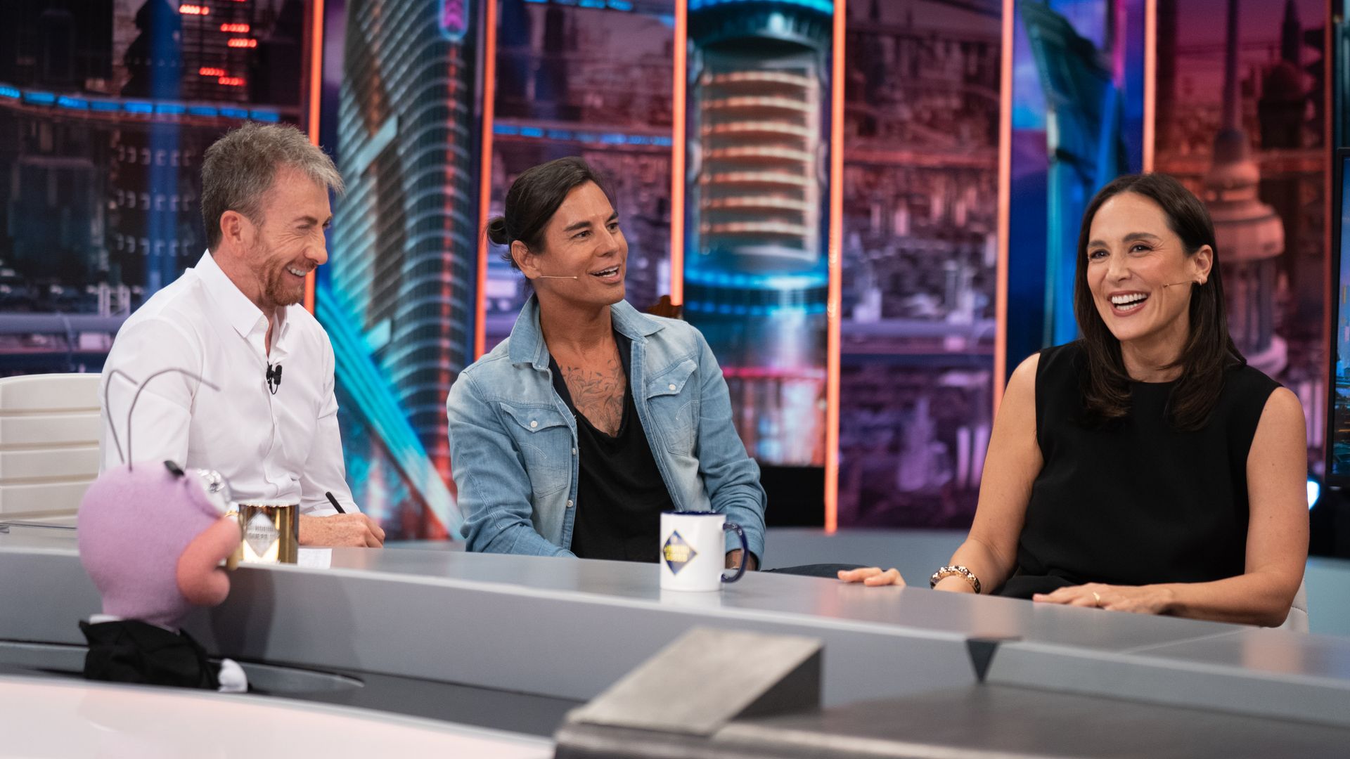 Julio José Iglesias y Tamara Falcó echaron la vista atrás en El Hormiguero para recordar juntos algunos de los momentos más divertidos de su infancia y adolescencia, además de compartir anécdotas hasta ahora desconocidas de su familia
