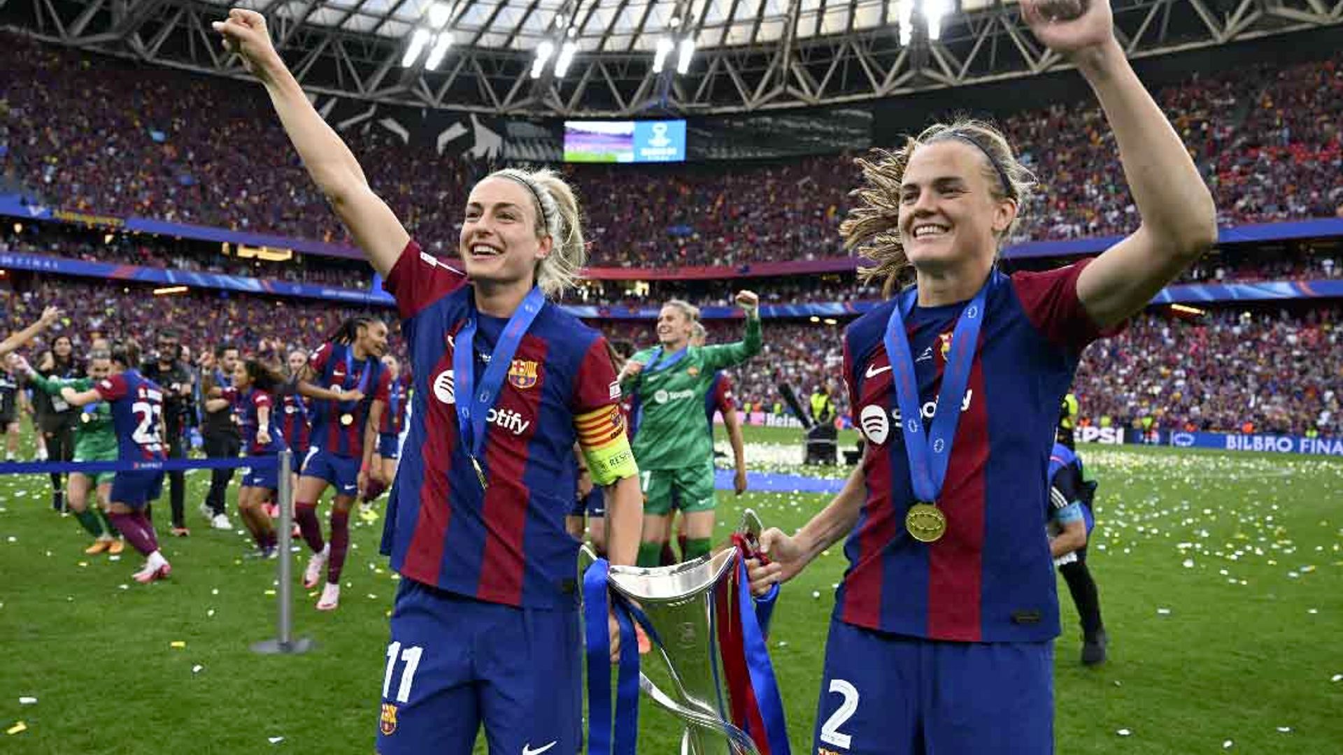 El fútbol femenino sí importa (y Bilbao se vistió de fiesta para celebrarlo)