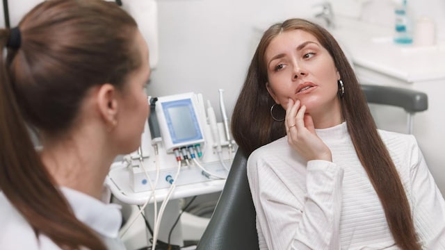 mujer dentista