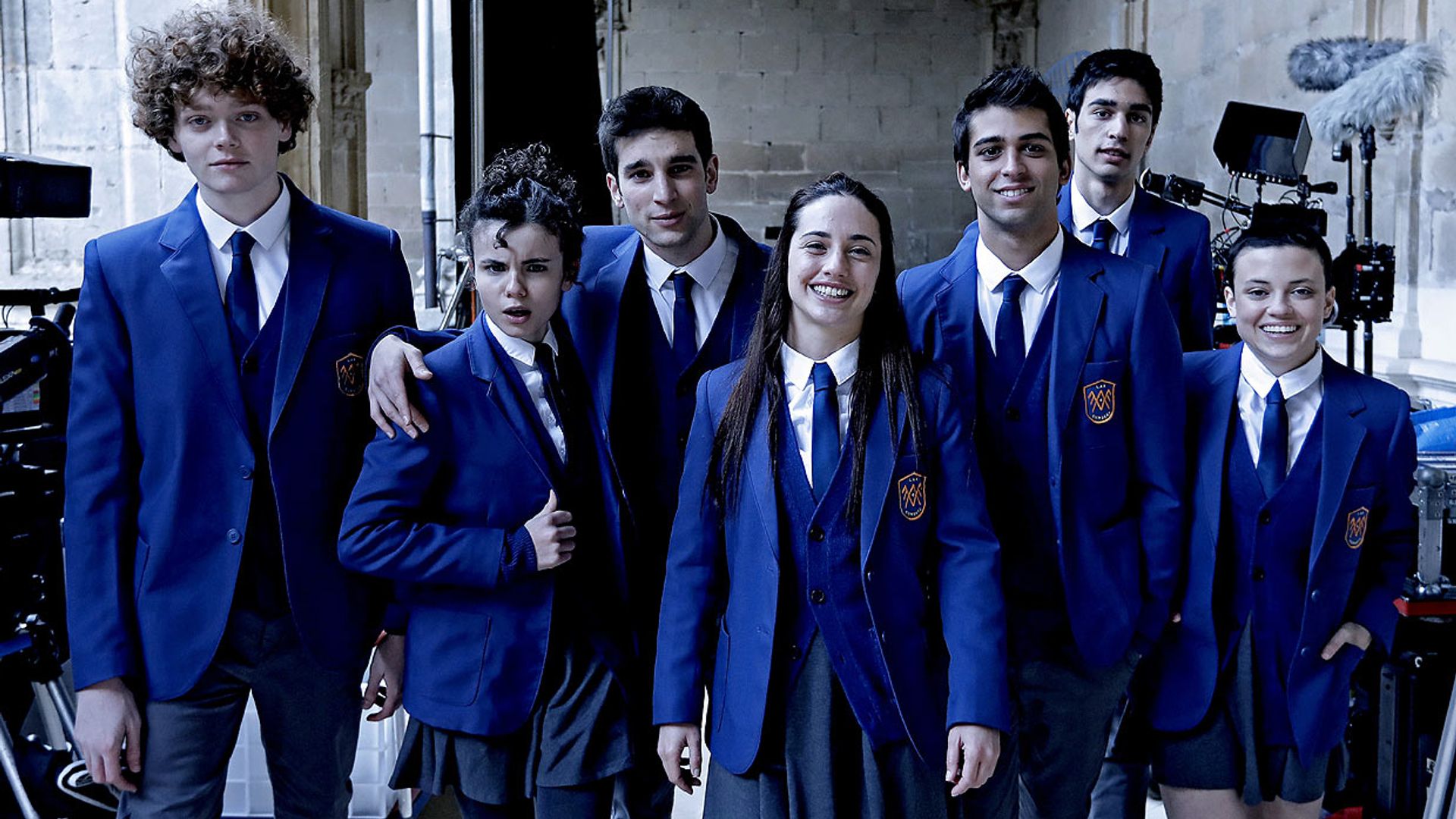 'El Internado: Las Cumbres' anuncia su reparto completo y viene con fichaje de 'Élite'