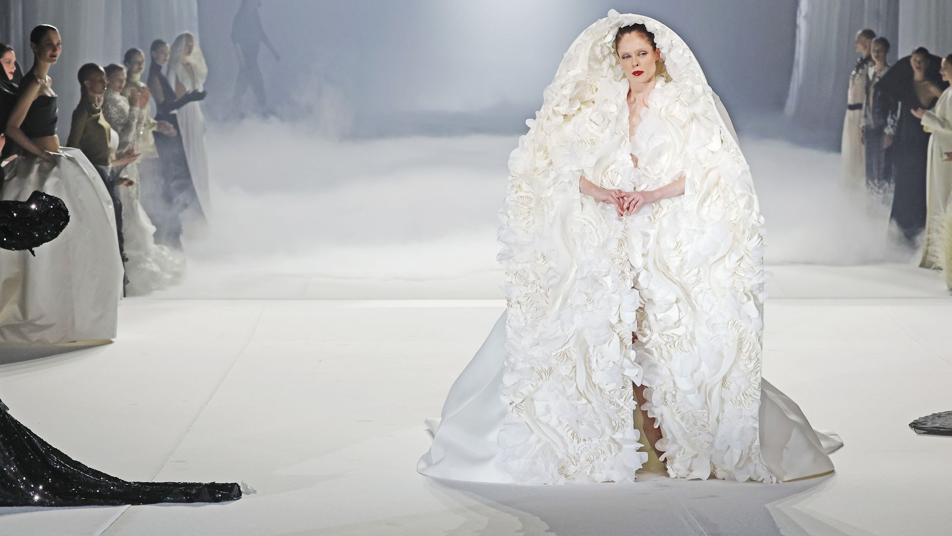 Coco Rocha, desfile Alta Costura Stéphane Rolland