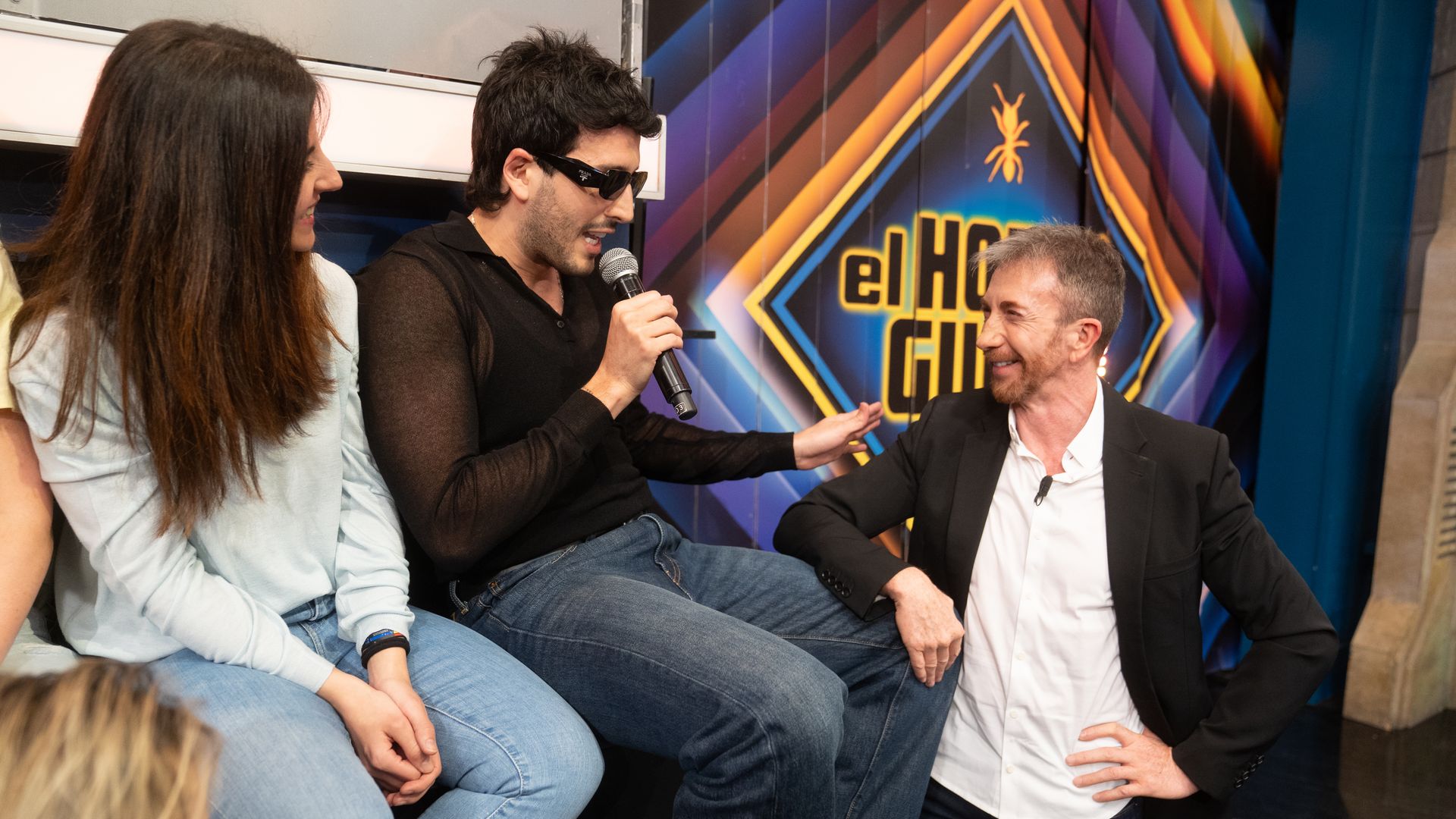 Sebastián Yatra se cuela en 'El Hormiguero' y le reprocha a Pablo Motos su actitud: 'No me respondes'