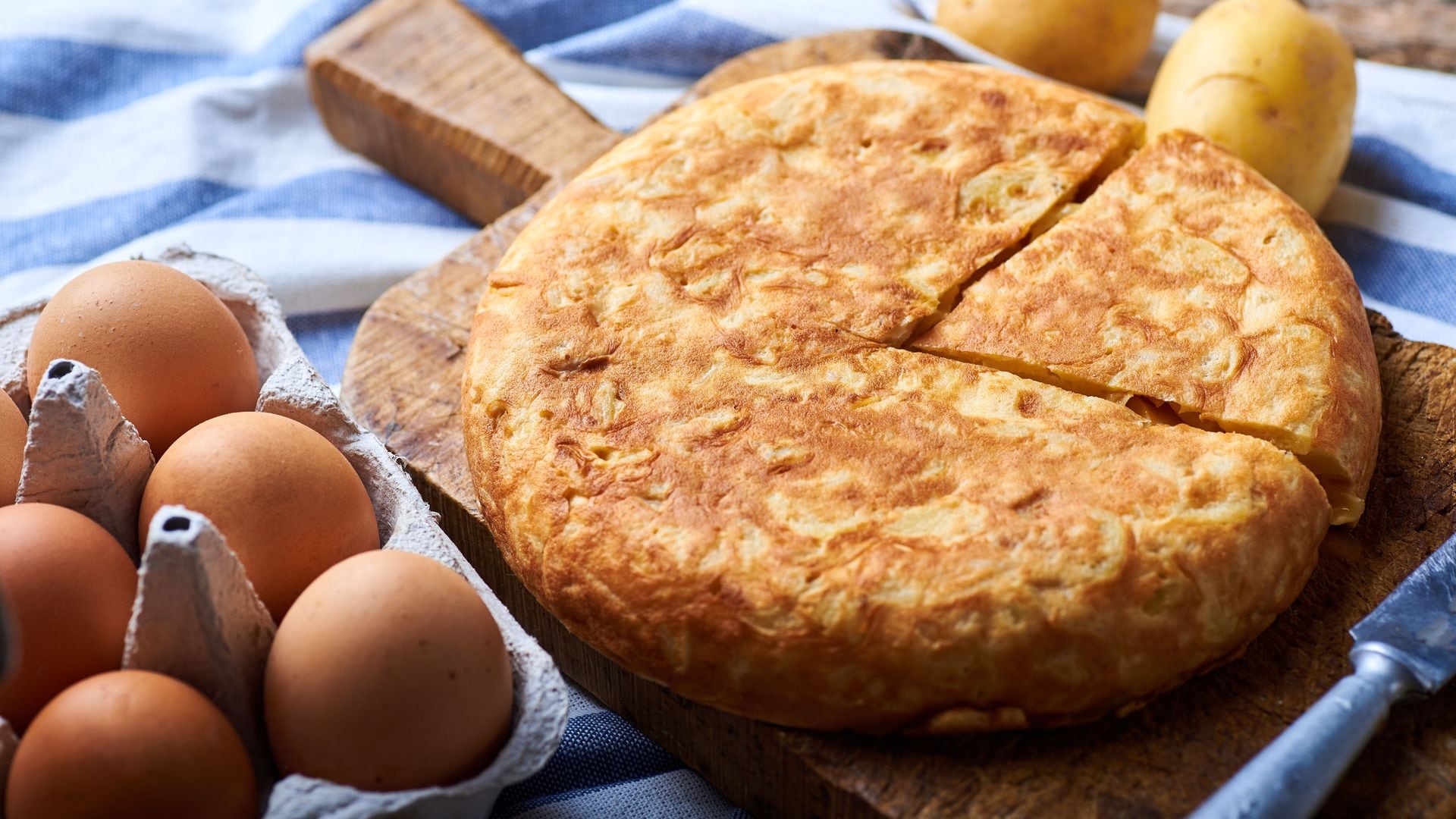 Tortilla de patatas: la receta que siempre sale bien