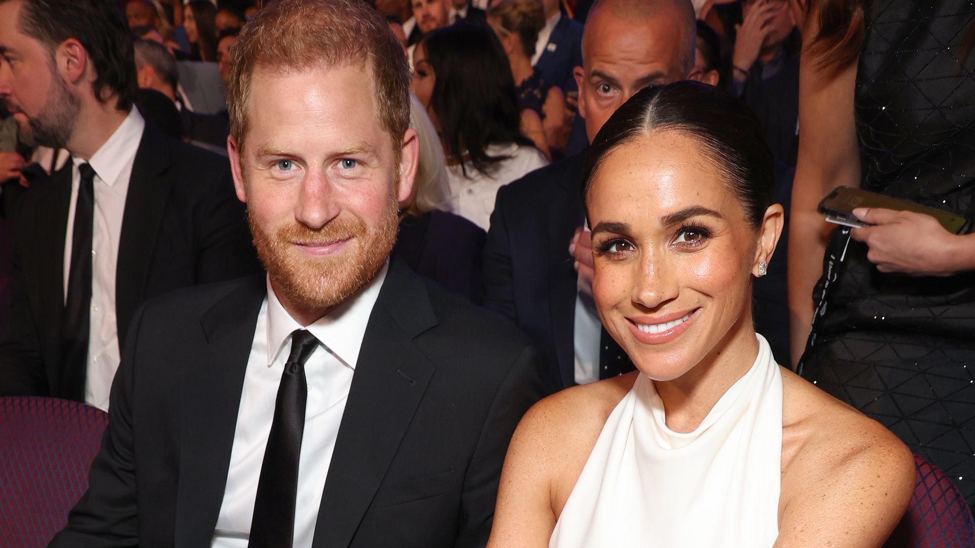 Harry y Meghan anunciaron en enero de 2020 su decisión de dar un paso atrás como miembros activos de la Familia Real, un movimiento que pronto sería bautizado como 'Megxit
