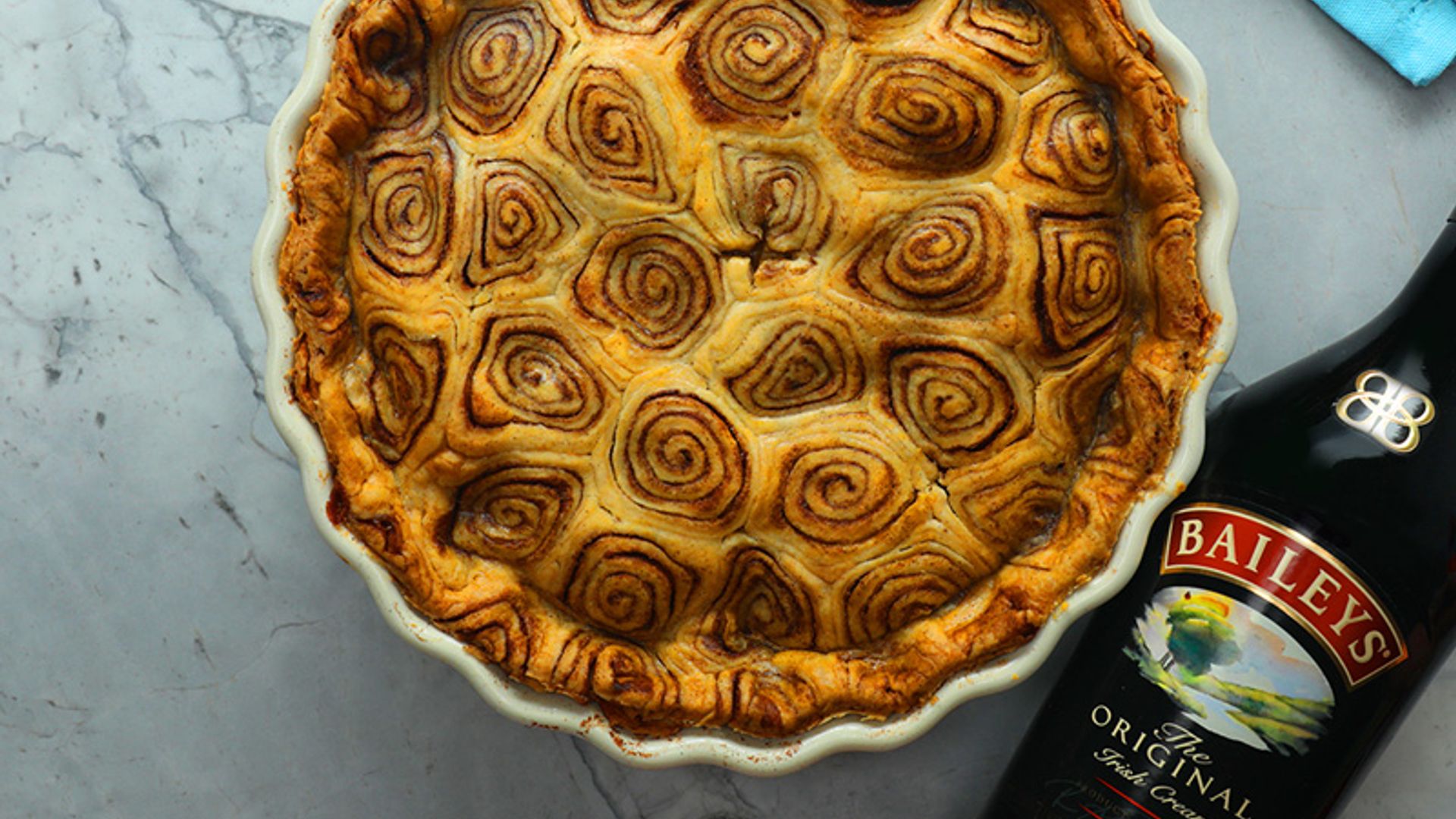 Receta: tarta de manzana y canela con Baileys
