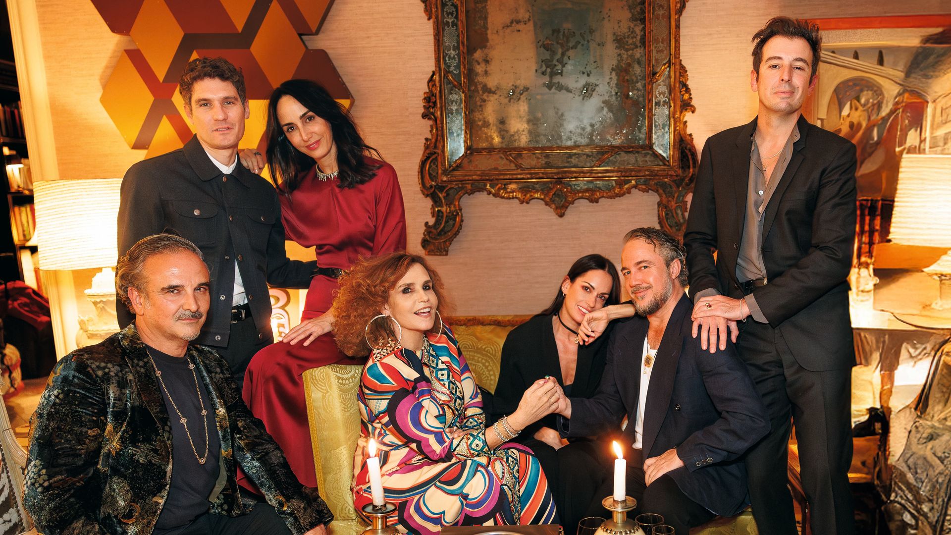 Lorenzo Castillo posa junto a Álvaro de Juan, Amparo Corsini, Bárbara Pan de Soraluce, Marta Lladó, Alfonso Fernández Reyero y Javier Boné-Carboné
