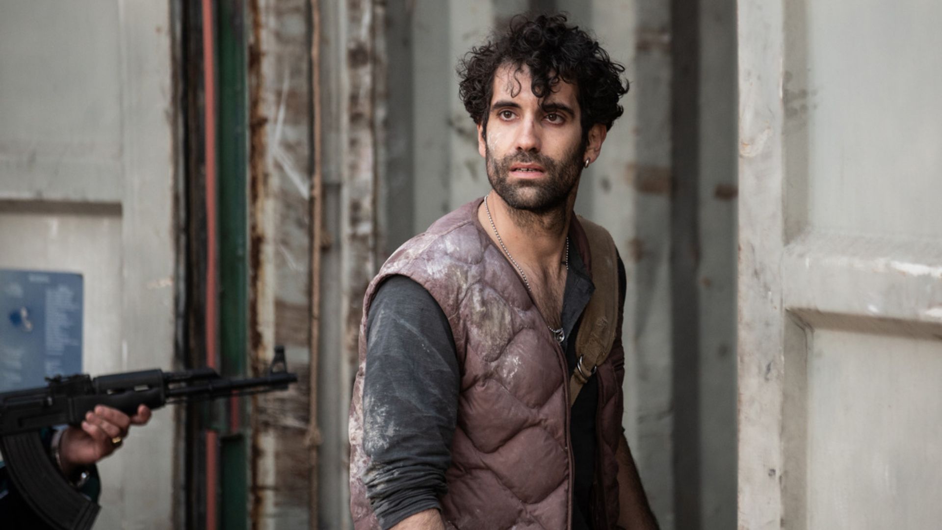 Ganador de un Goya y expareja de Belén Cuesta: Tamar Novas, el actor que triunfa con Anna Castillo en 'Nowhere'