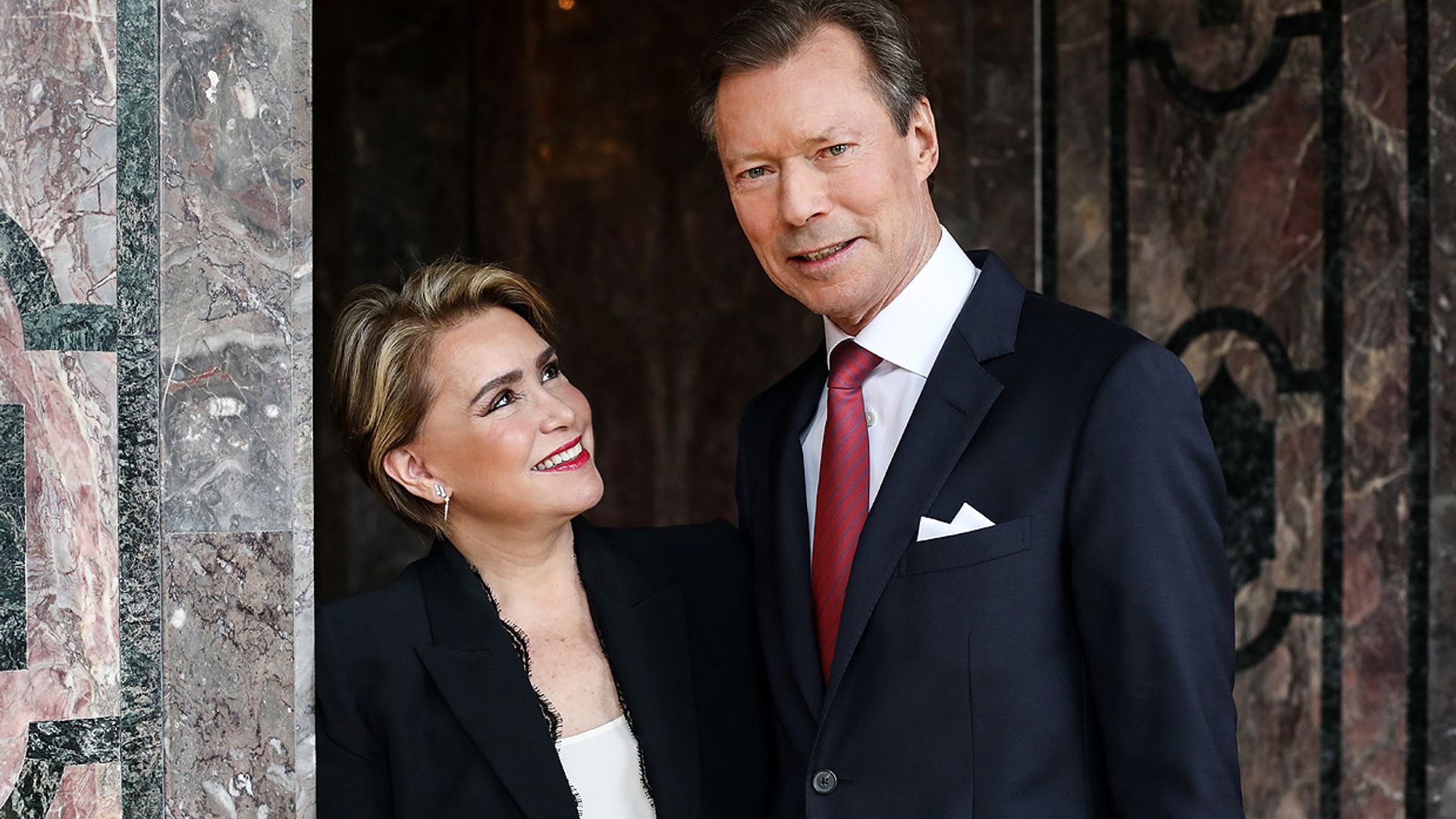 ¡Doble día del amor en Luxemburgo! Los Grandes Duques celebran 40 años casados con nuevas fotos oficiales