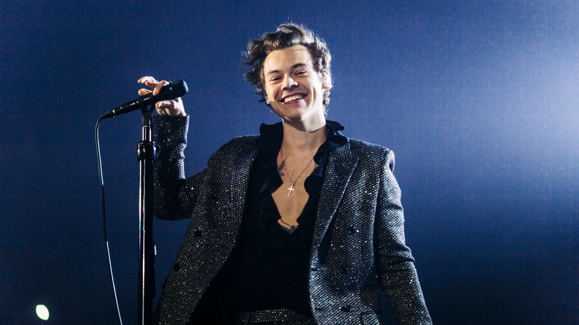 La inesperada presencia de Harry Styles en el Vaticano durante la proclamación del nuevo Papa