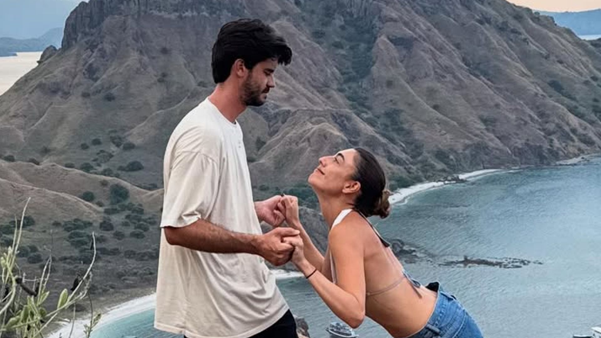 Claudia Ula, hija de Raquel Revuelta, revela el espectacular y ajetreado itinerario de su luna de miel en Indonesia