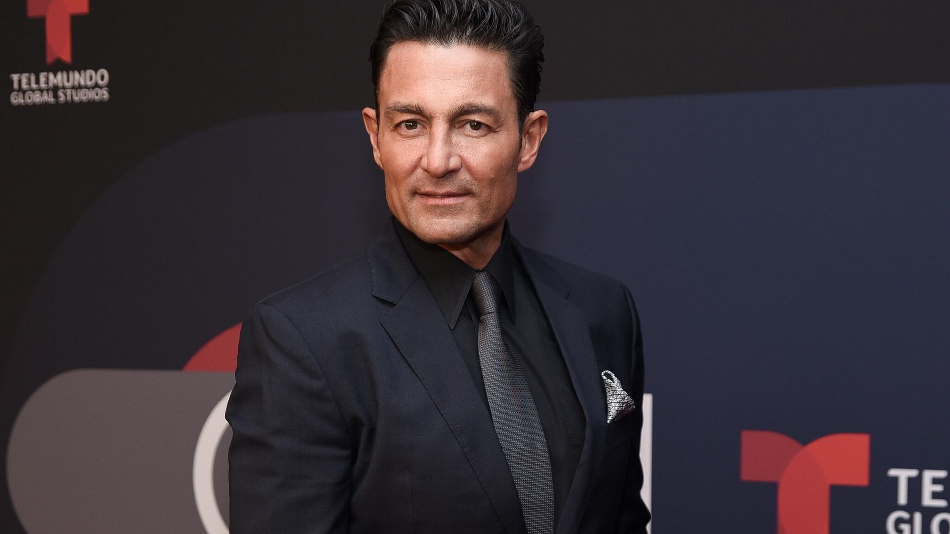 Fernando Colunga reaparece en televisión | ¡HOLA!