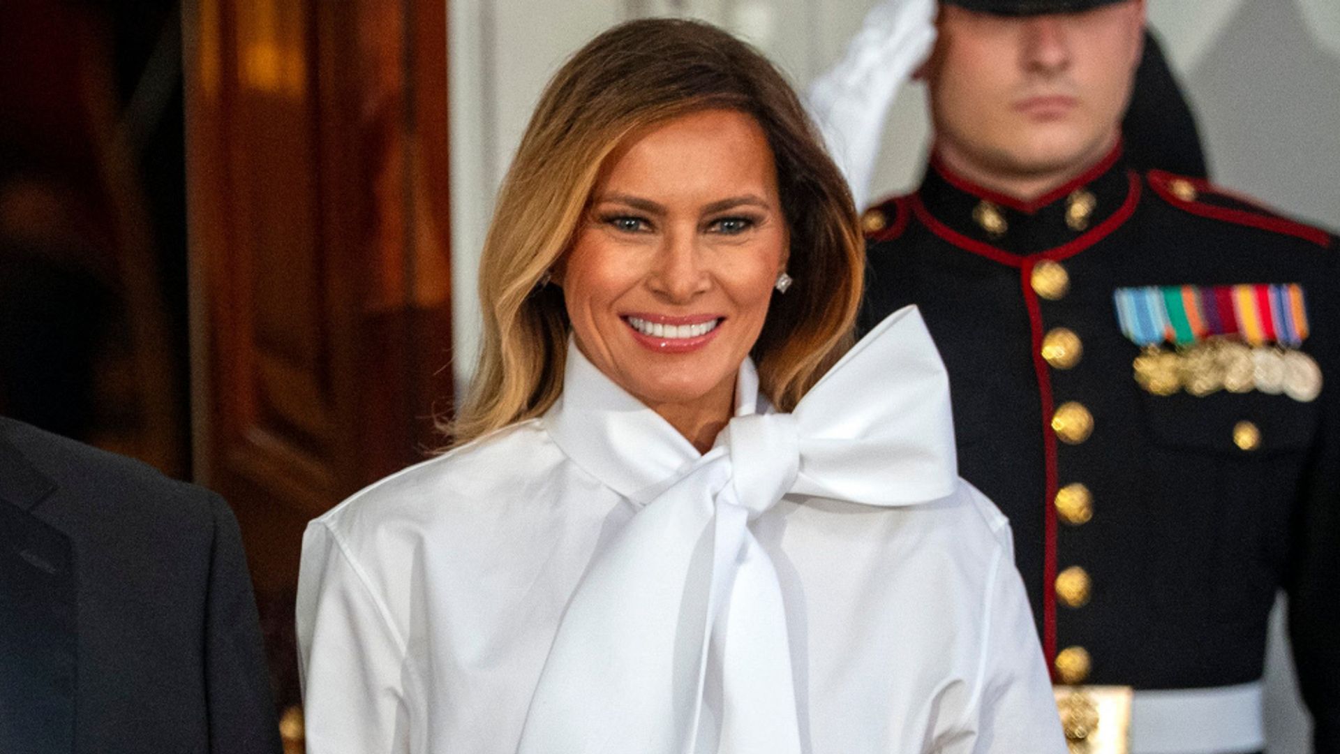 Donald Trump y Melania Trump reciben al presidente de China, Xi Jinping, y a su esposa, Peng Liyuan, antes de la cena de Estado celebrada en la Casa Blanca, en Washington D. C. (24 de septiembre de 2026)