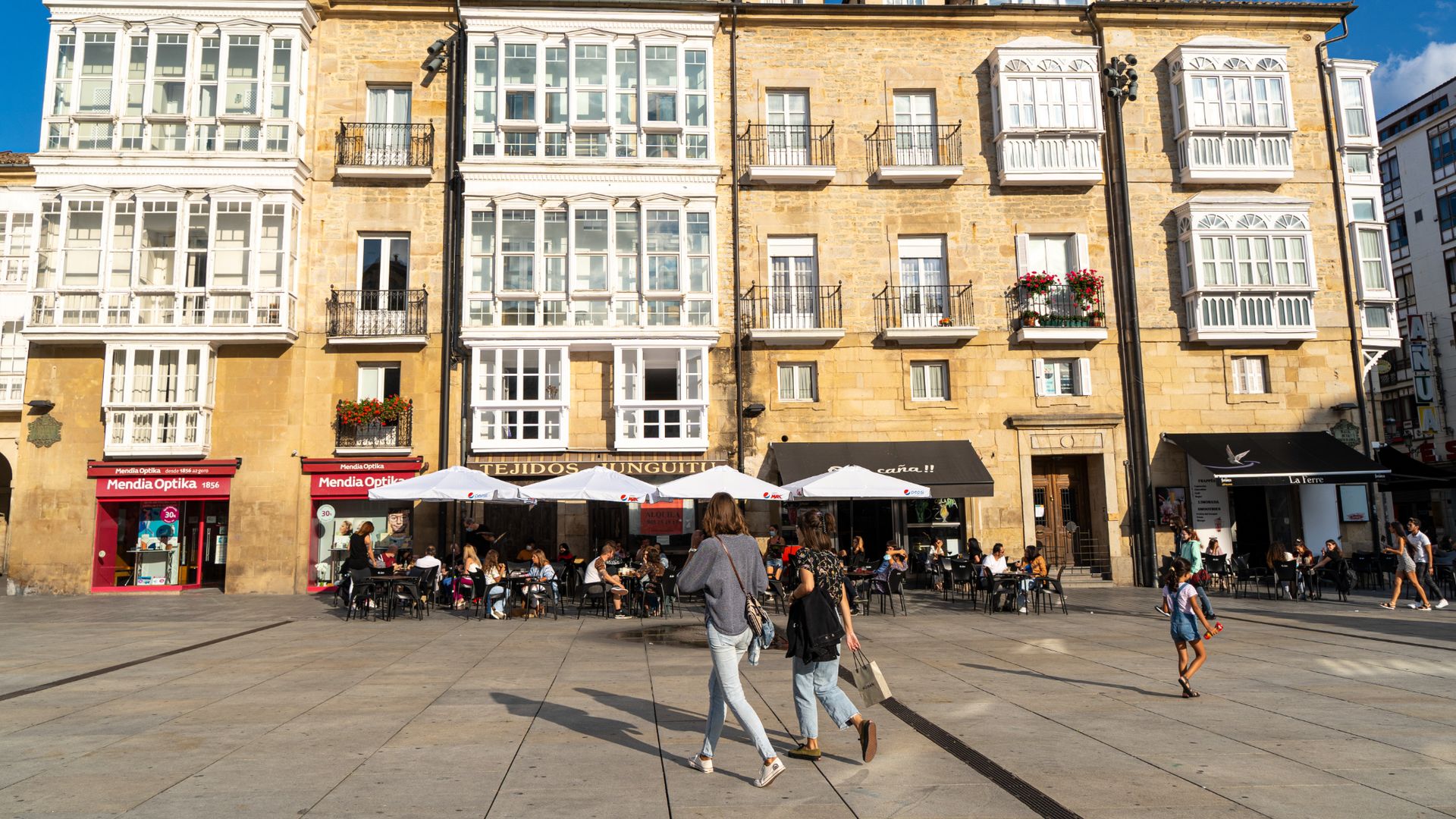 Plaza de la Virgen Blanca en Vitoria