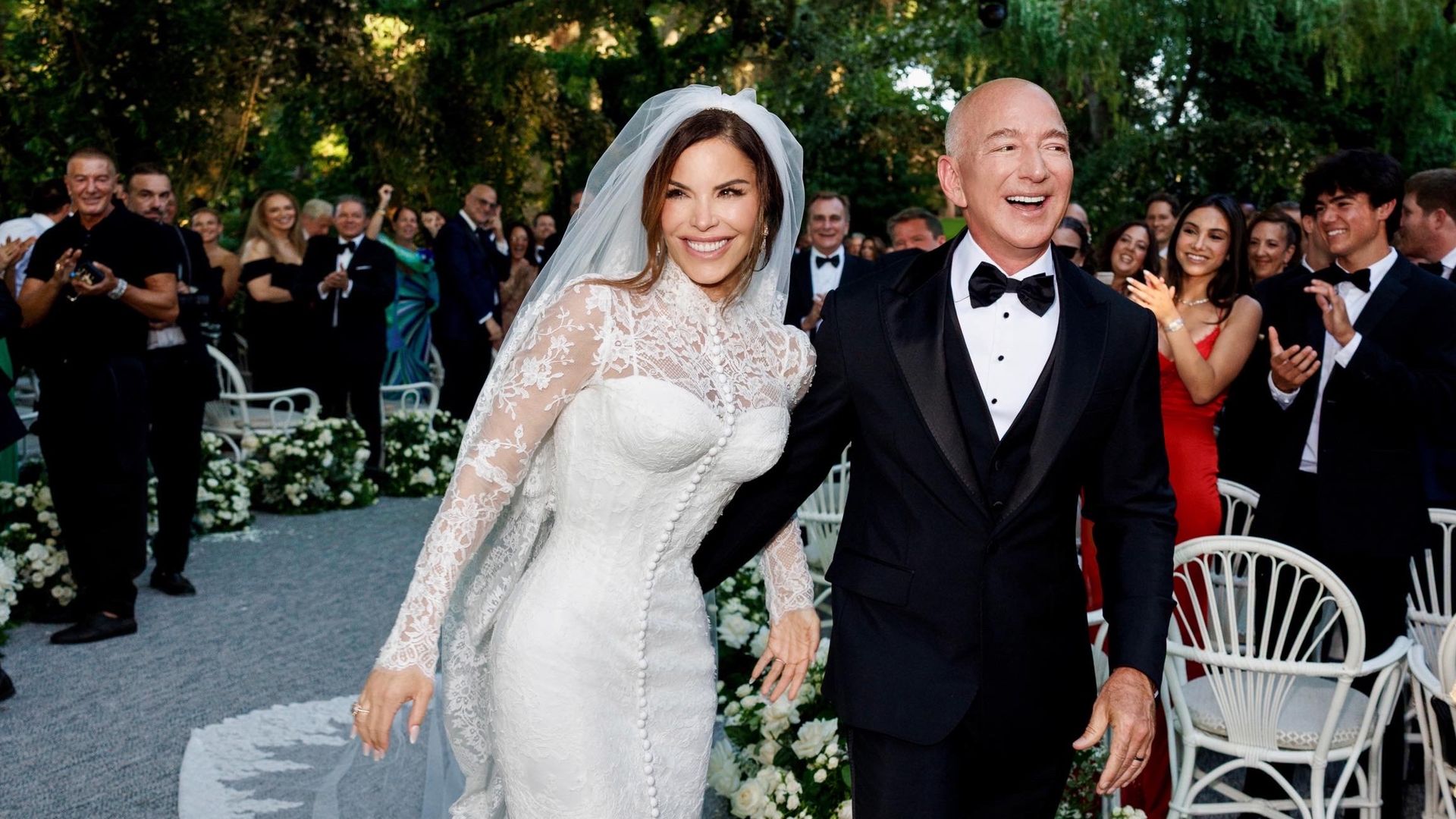 ¡Ya se han casado! Te contamos todos los detalles de la impresionante boda de Jeff Bezos y Lauren Sánchez