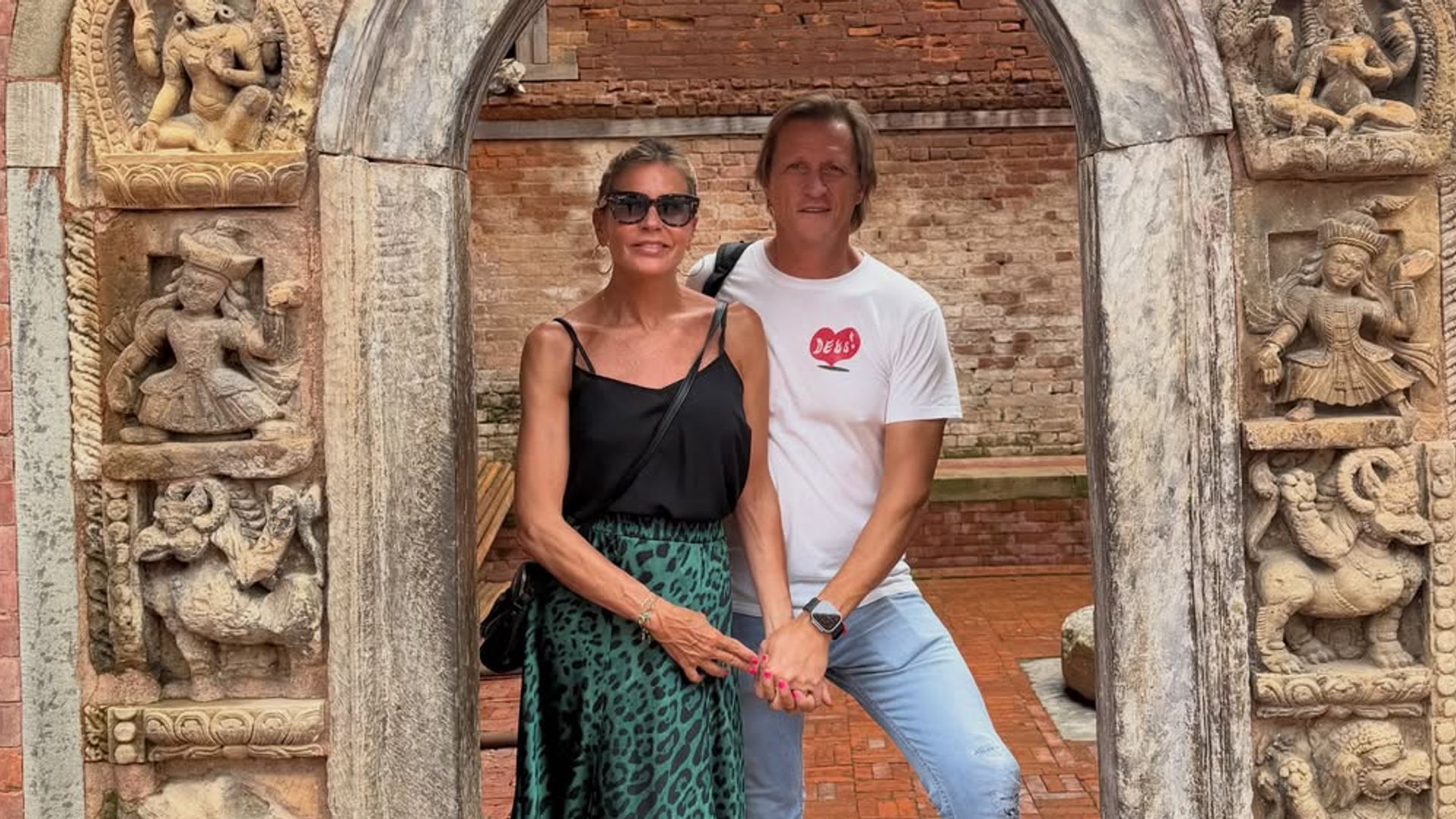 La exótica luna de miel de Patricia Cerezo y Kiko Gámez en Nepal tras su divertida boda repleta de rostros conocidos