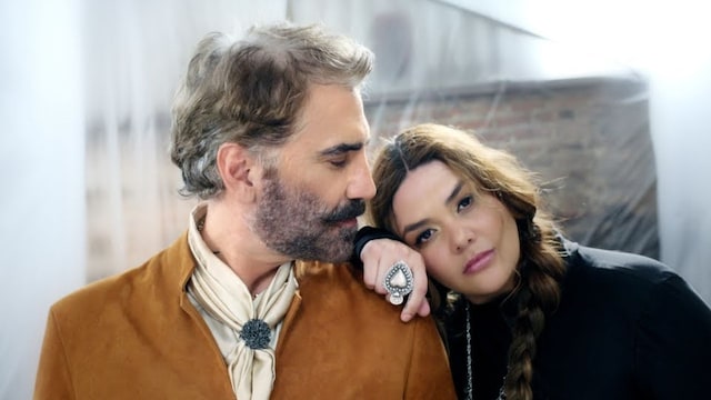 Yuridia y Alejandro Fernández