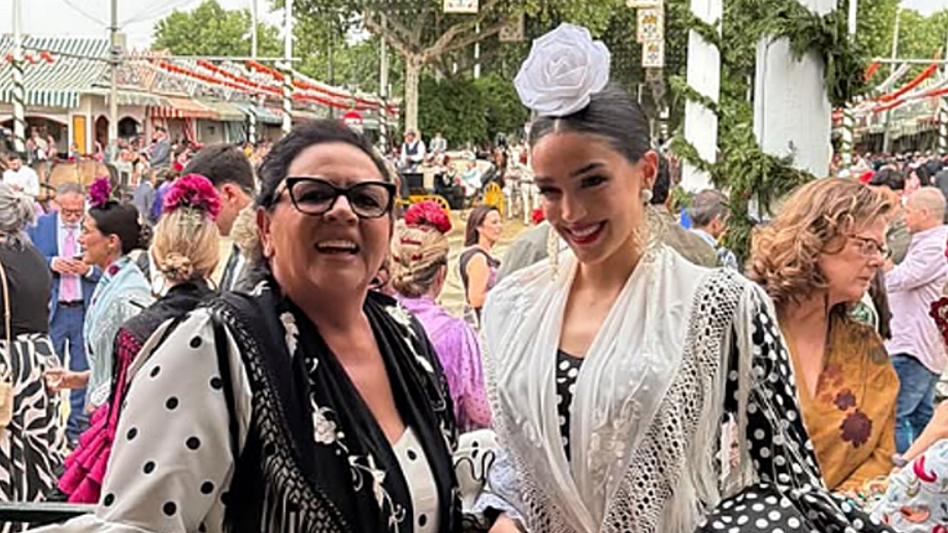 María del Monte protagoniza una historia de otro mundo al hacer realidad el sueño de la abuela fallecida de Ale Capetillo