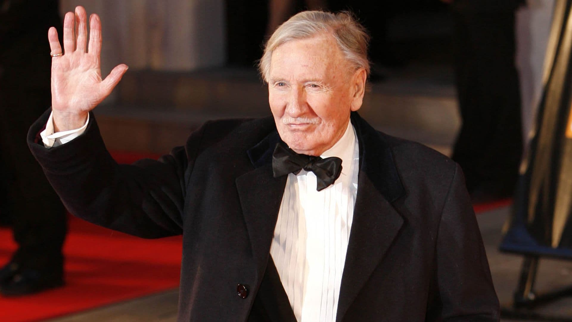 Fallece Leslie Philips, actor de 'Harry Potter' y 'Memorias de África', a los 98 años
