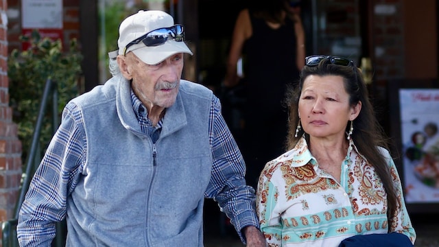 Actor Gene Hackman and Betsy Arakawa in Santa Fe