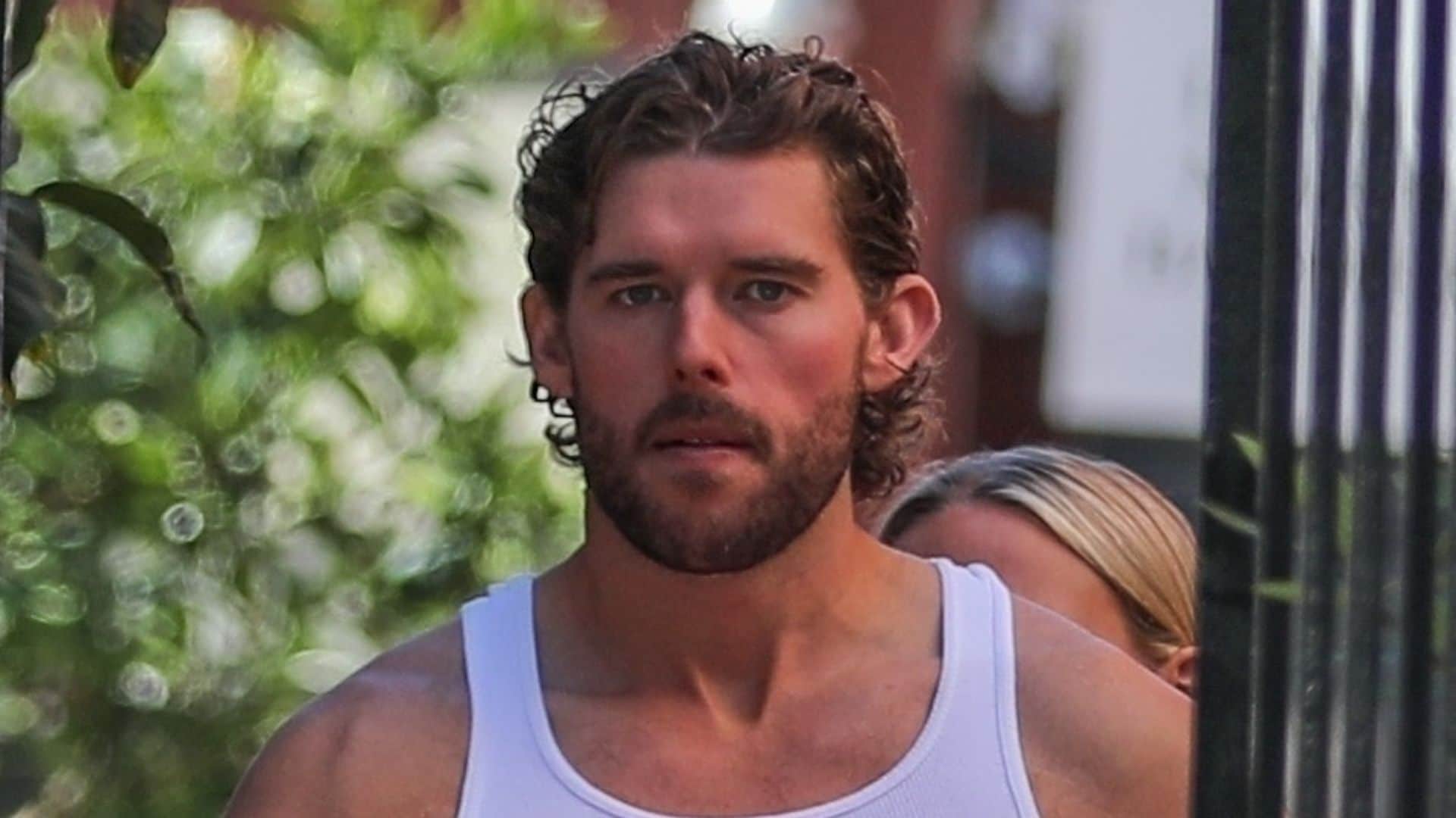 Hijo de Arnold Schwarzenegger, presume de su increíble musculatura tras su transformación física