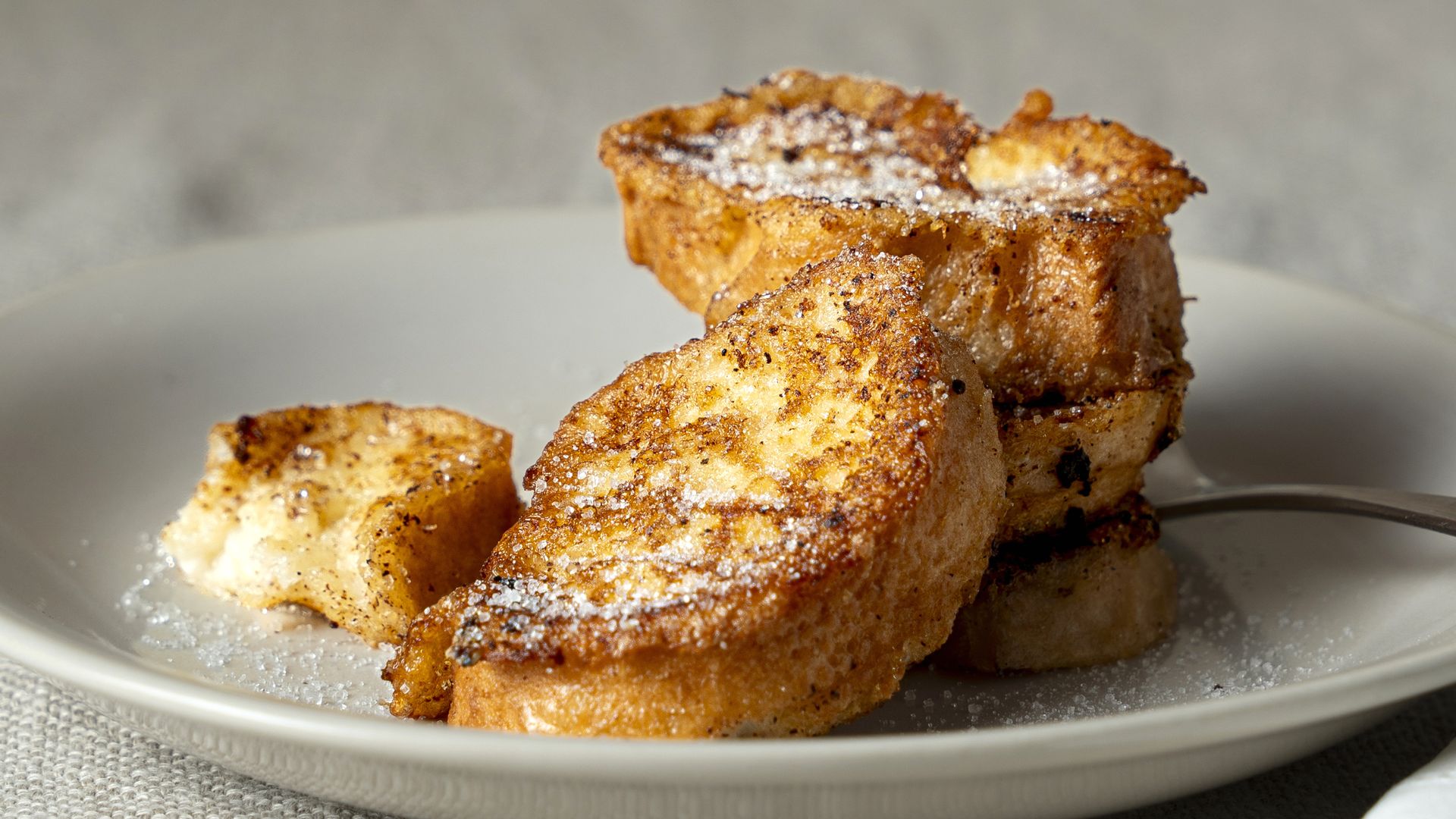 Adiós a las torrijas secas: 5 ideas deliciosas para darles una nueva vida
