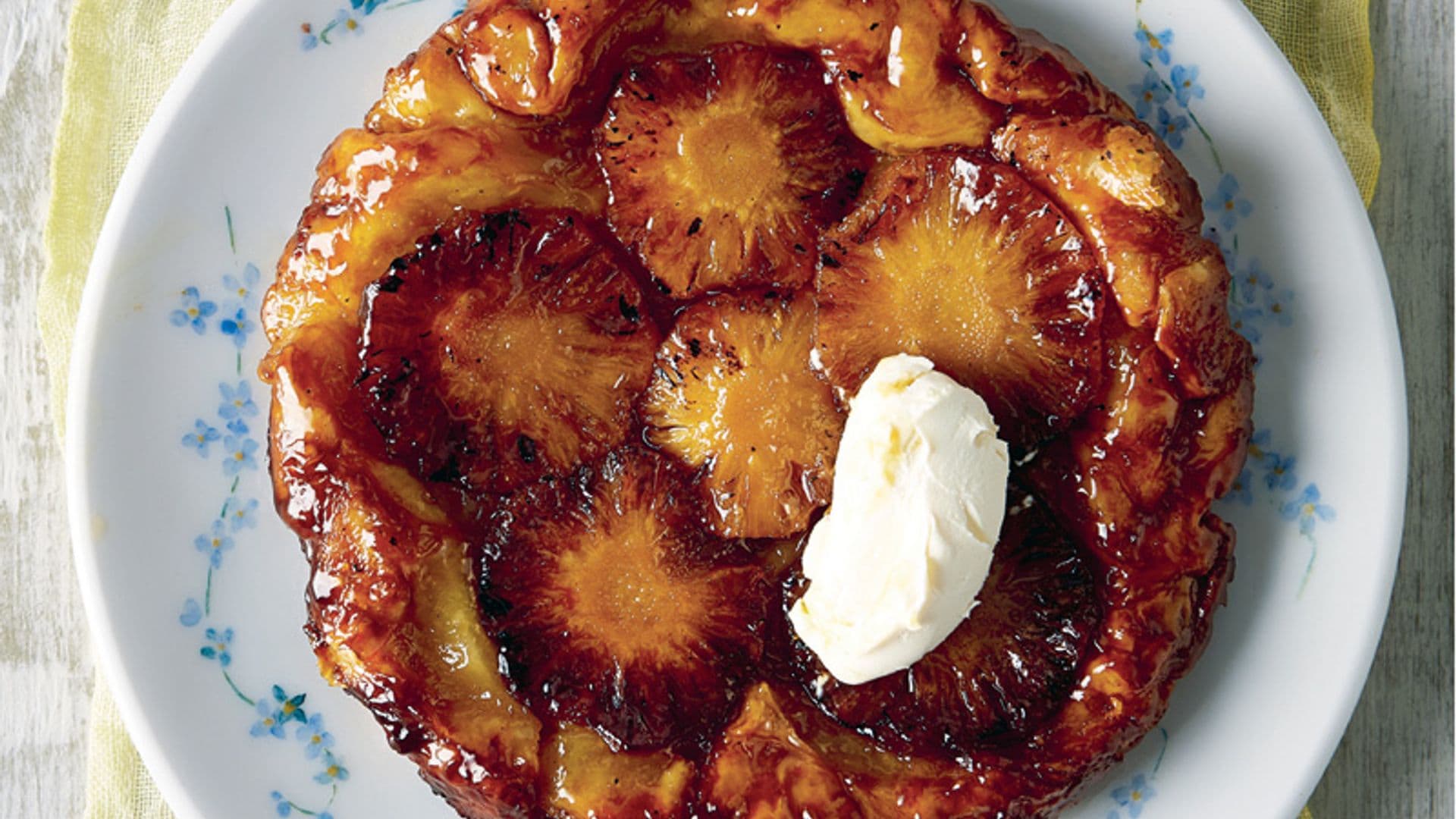 Tarta tatín de piña