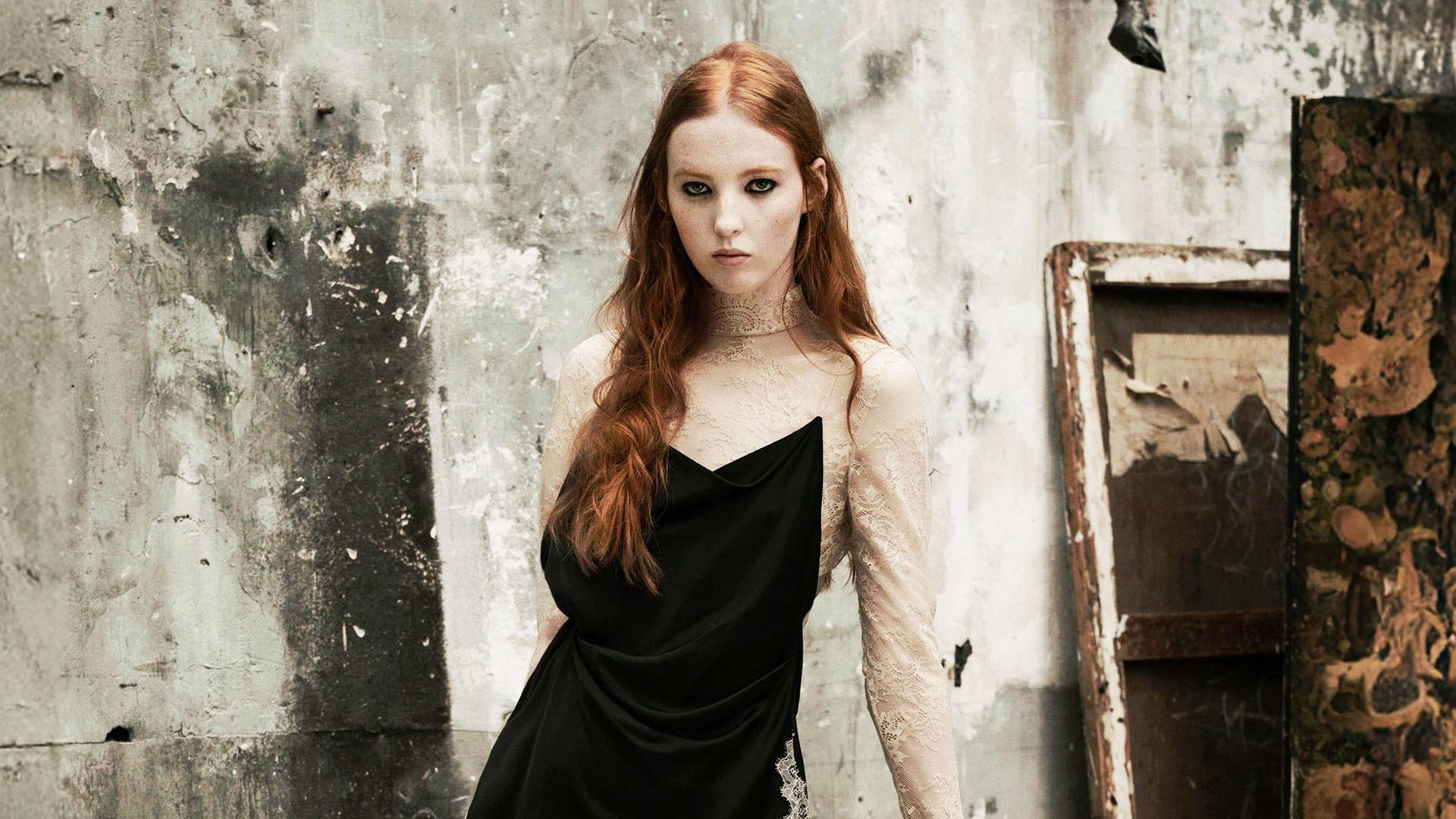 La nueva colección de Zara para Halloween te resuelve el disfraz con looks que son tendencia en la calle