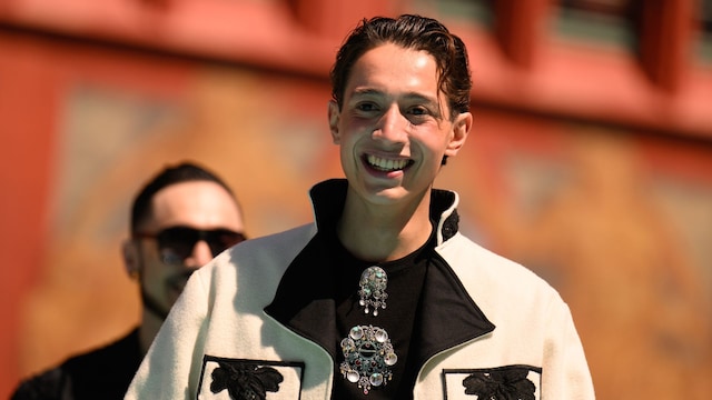 Kyle Alessandro, representante de Noruega, llega a Eurovisión 2025