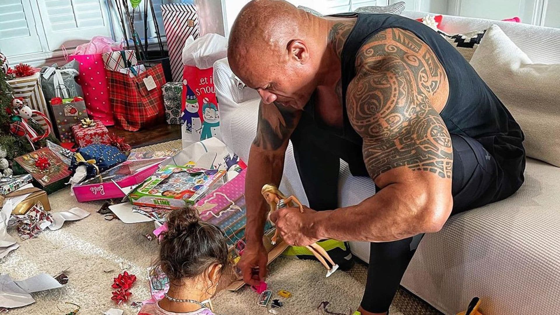 La hija de Dwayne Johnson culpa al 'hada de los espaguetis' de su propio desastre en la cocina