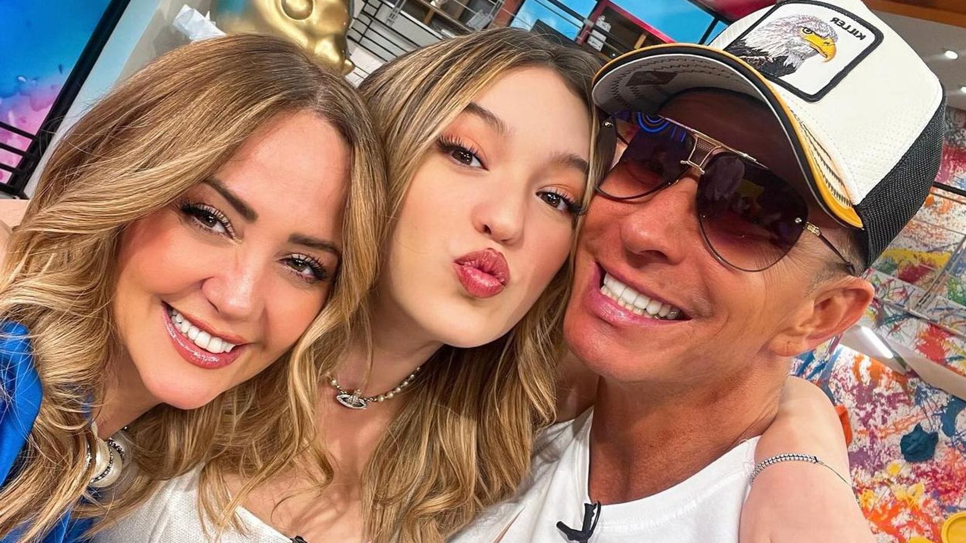 Por a amor a su hija Mía, Andrea Legarreta y Erik Rubín se reencuentran