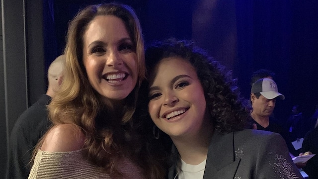 Lucero Mijares rindió un homenaje a su mamá, Lucero, en Entre Cómplices Tour