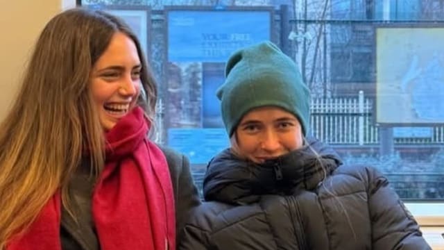 HOLA+Blanca Osorio y Mencía