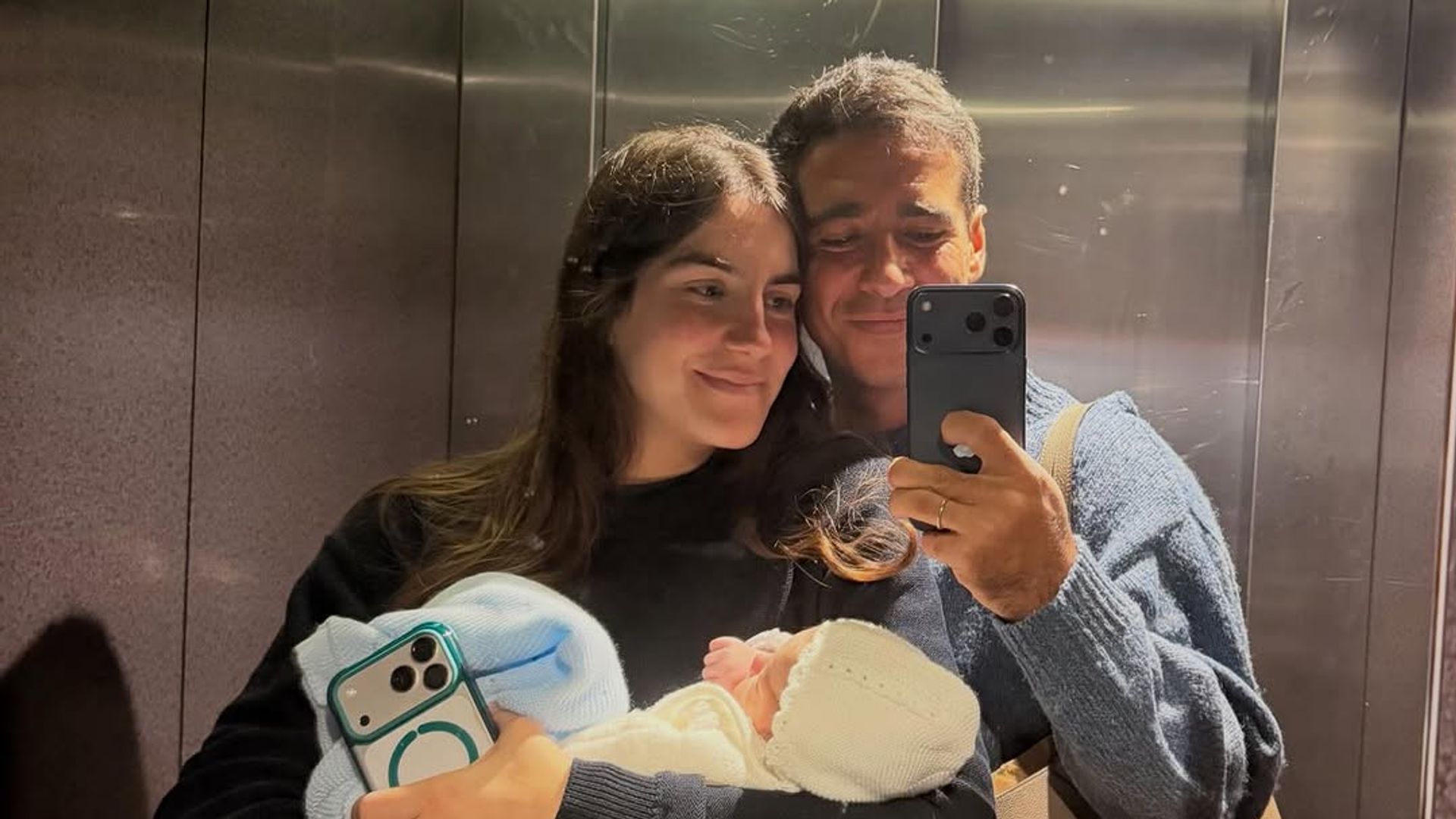 Blanca Llandres comparte el emotivo momento en el que Carlos Herrera conoció a su primer nieto: "De padres a hijos, de abuelos a nietos"