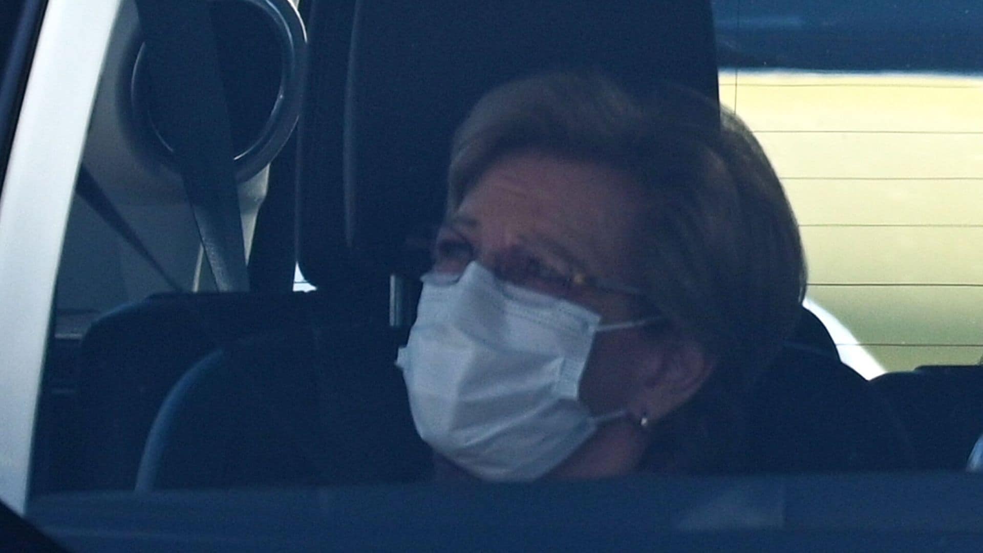 Las primeras imágenes de Ana María de Grecia visitando al rey Constantino en el hospital