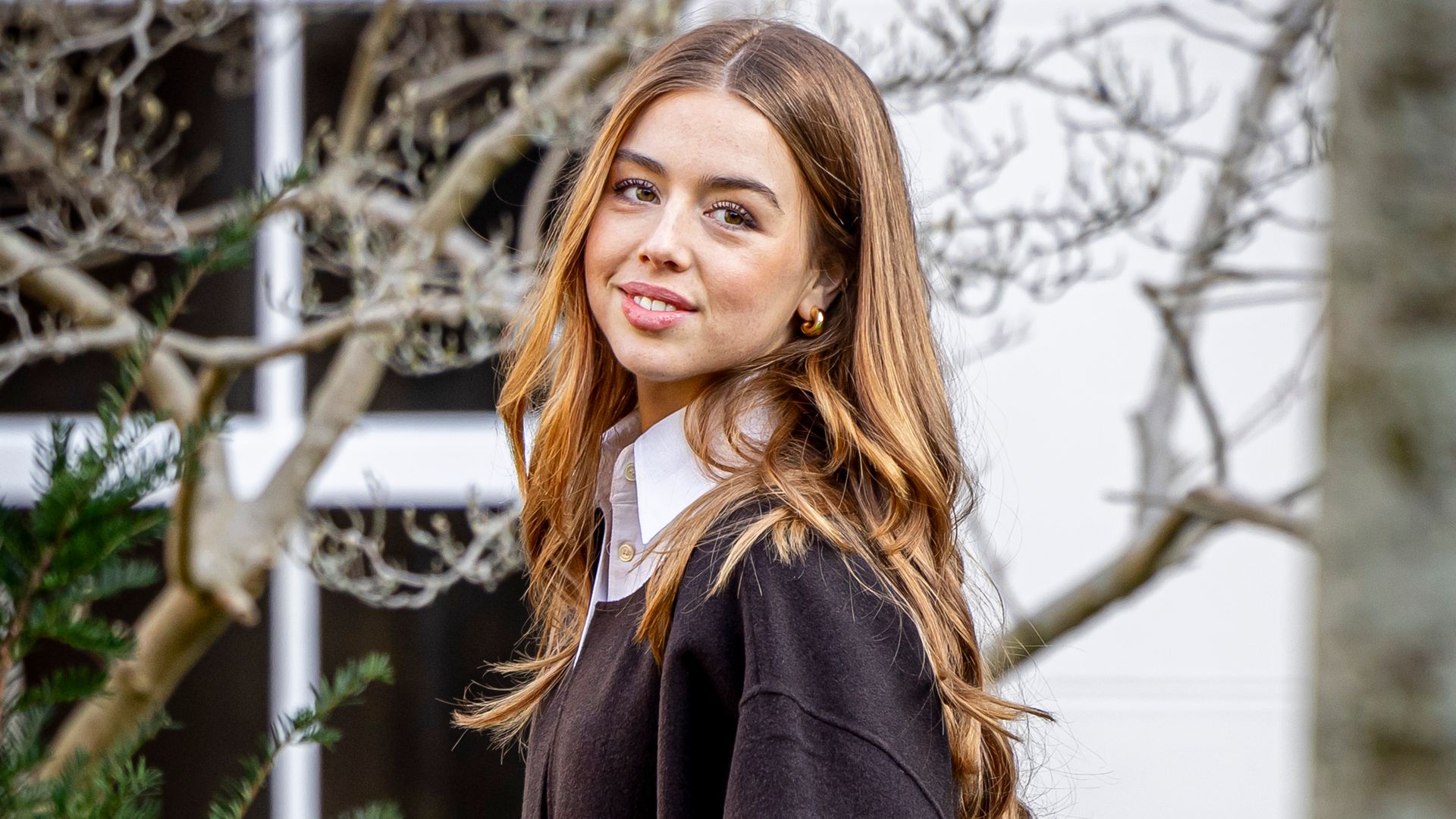 Amalia de Holanda no ha sido la única: de Zara a Mango, otros 10 jóvenes ‘royals’ que han triunfado con moda española