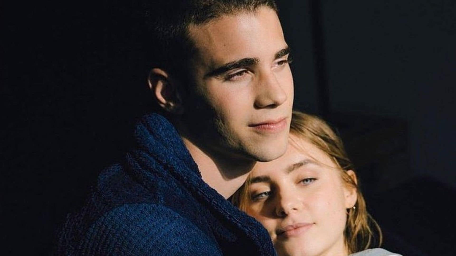 Conoce a Clara Galle y Julio Peña, los protagonistas de 'A través de mi ventana'