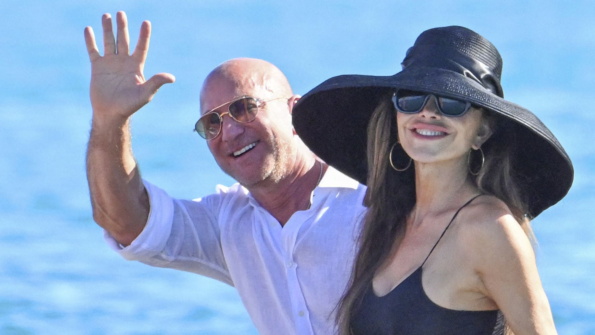 Jeff Bezos y Lauren Sánchez Bezos disfrutan su verano de amor en la Riviera Francesa