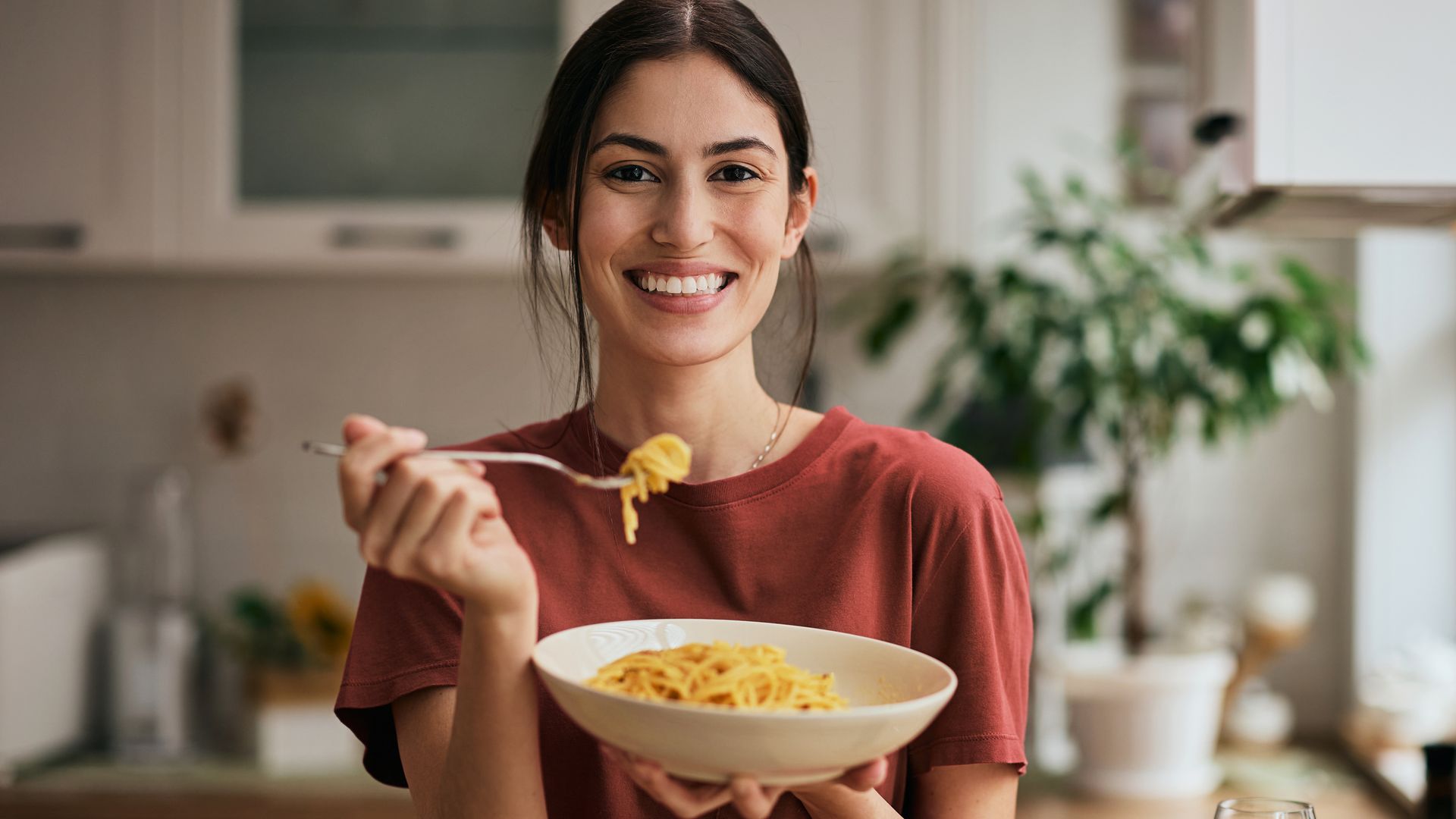 Andrea Calderón, dietista-nutricionista: 'El problema de engordar no está en la pasta o el arroz, sino en tener poca flexibilidad metabólica'